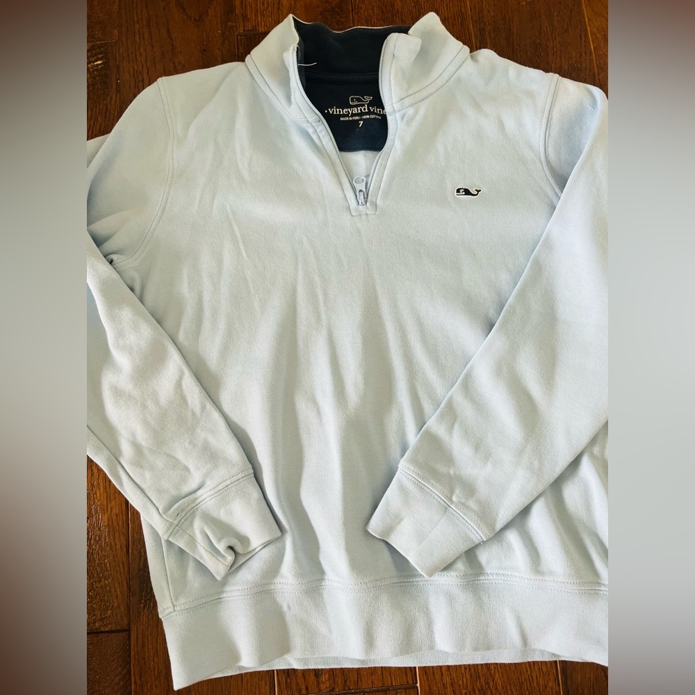 Vineyar Vines 🐳 Boys 1/4 zip pullover, Light Blue size 7. Great condition!